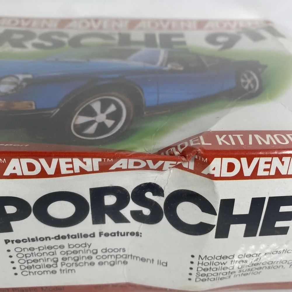 Advent Porsche 911 1/25 Scale Sealed Plastic Model Car Kit USA Hobby Garage Gift